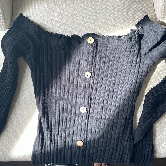 Fashion Nova jacklyn dress as seen on Kylie Jenner - Picture 2 of 3